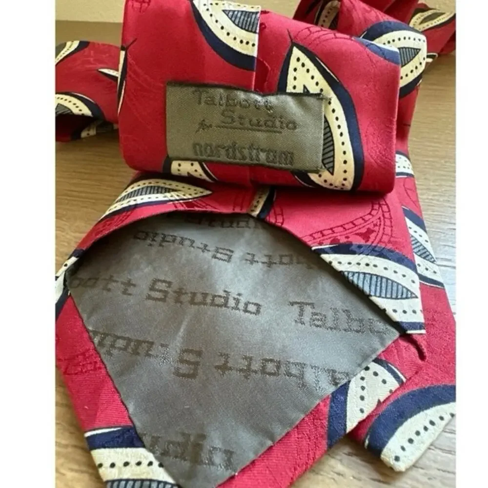 Talbott Studio for Nordstrom Men Neck Tie 100% Silk Geometric Red Navy Cream